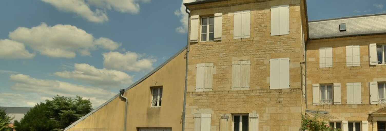 Maison 11 Pièces 273 m² à vendre à Mouzon (08210)