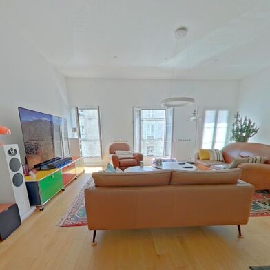 Appartement 5 pièces 522500 €