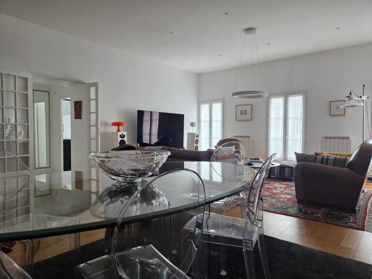 Appartement avec ascenseur Hyper centre-ville Rochefort — photo 1