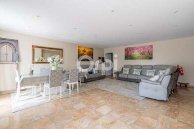 Appartement 5 pièces 223900 €