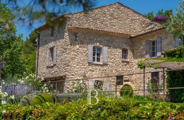 PROVENCE - MONTFURON - PROPRIETE D'EXCEPTION 410 M2 - 6 CHAMBRES — photo 5