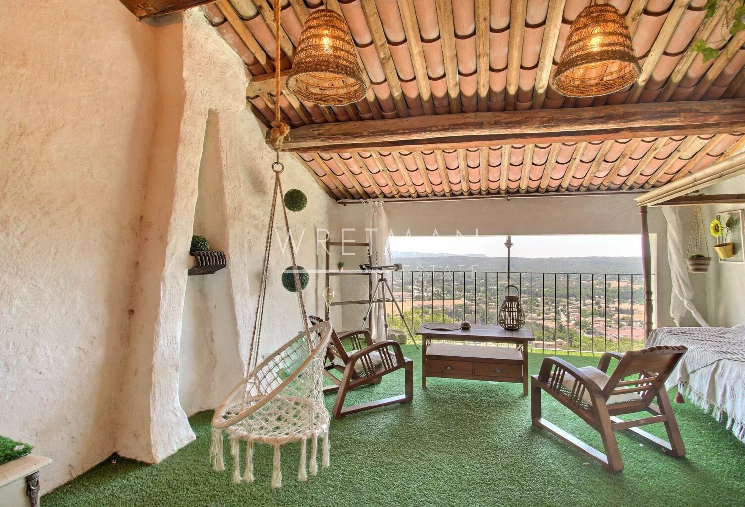Jolie maison de village avec terrasse et vue - Fayence — photo 1