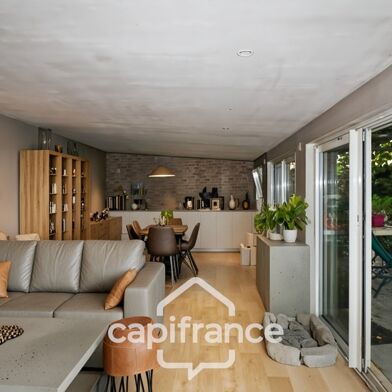 Immeuble  214000 €