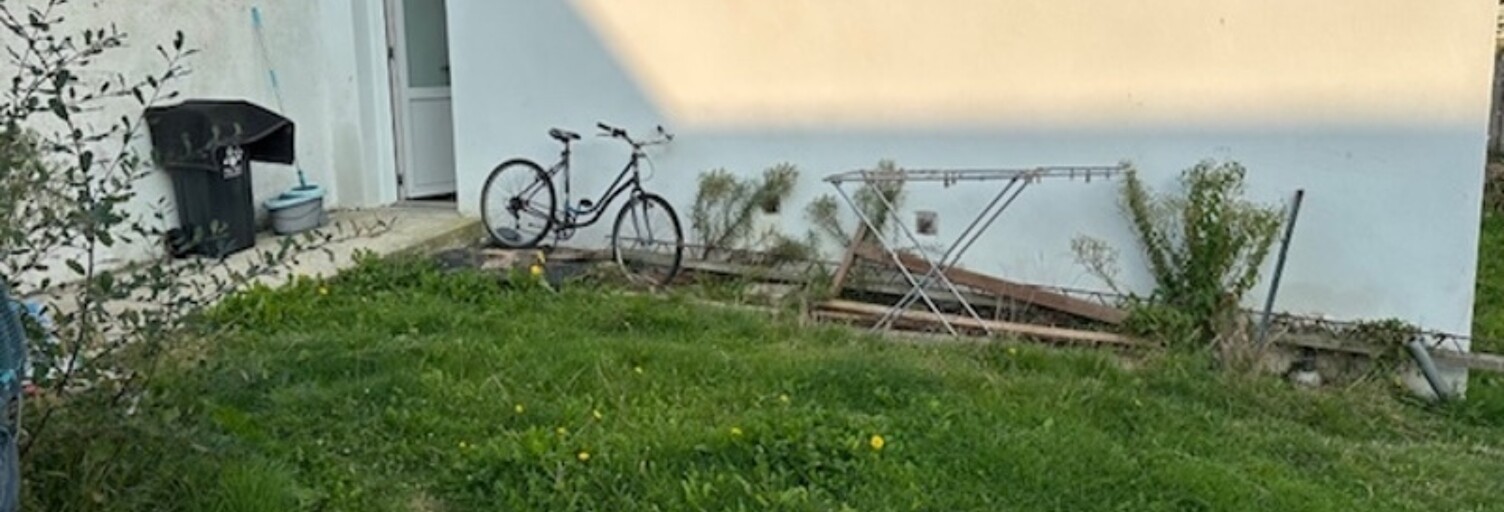 Immeuble  120 m² à vendre à Poullaouen (29246)