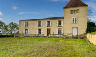 Maison 6 Pièces 327 m² à vendre à Riscle (32400)