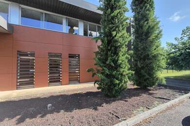 Bureau 5 pièces 1604 €