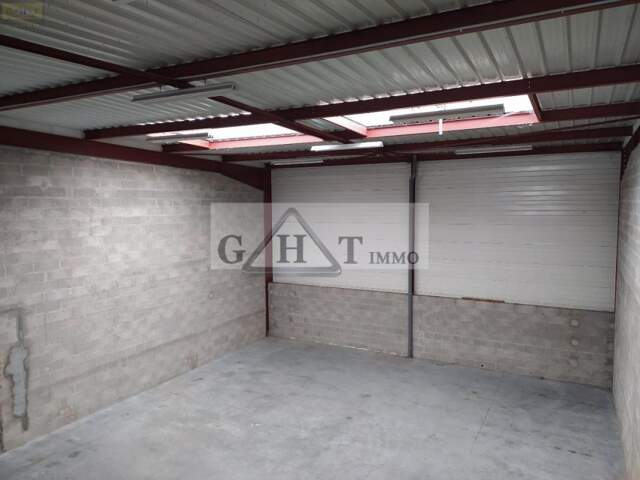 240 M² ENTREPOT ET BUREAUX A LOUER A THORIGNY SUR MARNE — photo du bien