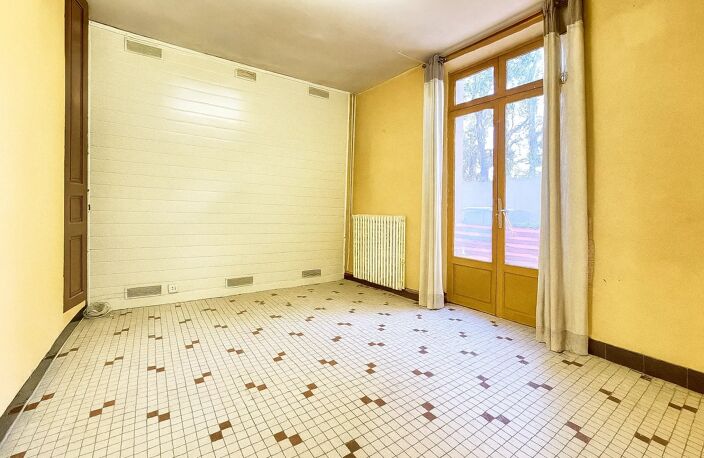 A VENDRE – Maison avec fort potentiel à Casseneuil. — photo 5