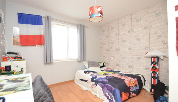 Villa / Maison 5 pièces  à vendre Ménesplet 24700