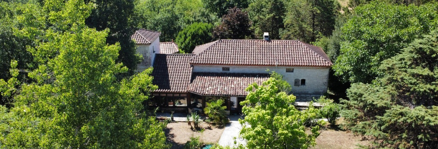 Maison 18 Pièces 420 m² à vendre à Montcuq-en-Quercy-Blanc (46800)