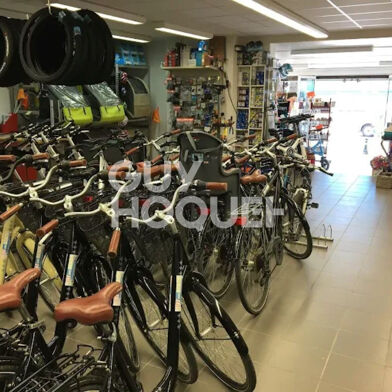 Commerce  400000 €