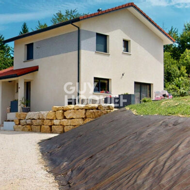 Maison 5 pièces 399000 €