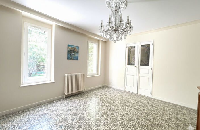Vente maison 7 pièces 178 m² Marseille 4 (13004) — photo 5