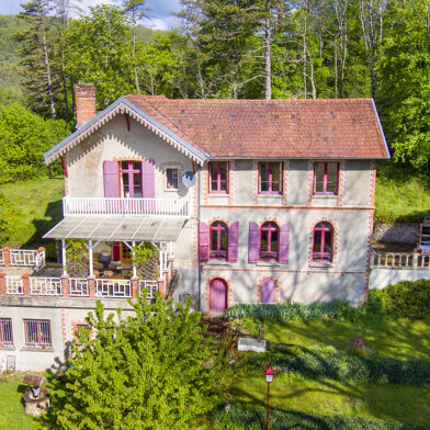 Maison 9 pièces 395000 €