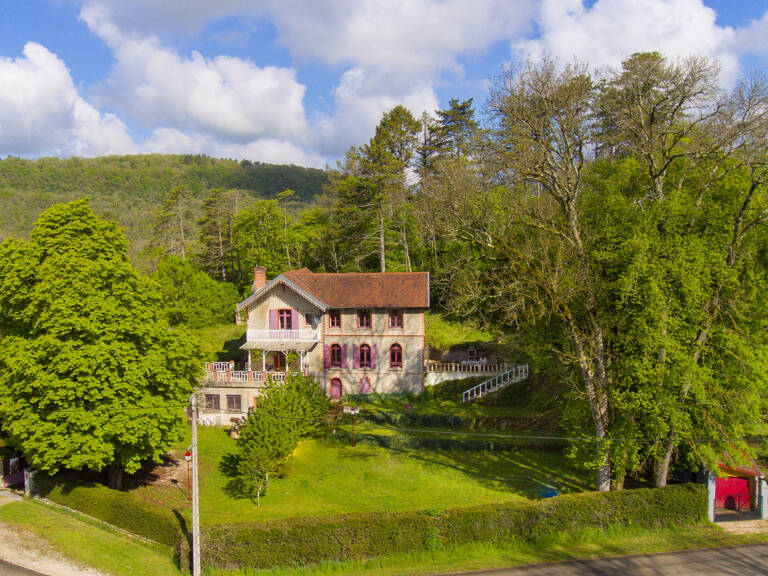 Grande maison bourgeoise de 1880 'La Cerisaie' - Yonne 89 — photo 1