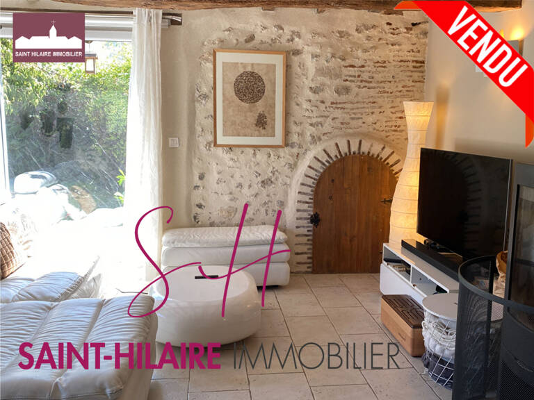 ST HILAIRE Maison ancienne avec  appartement et jardin. — photo 1