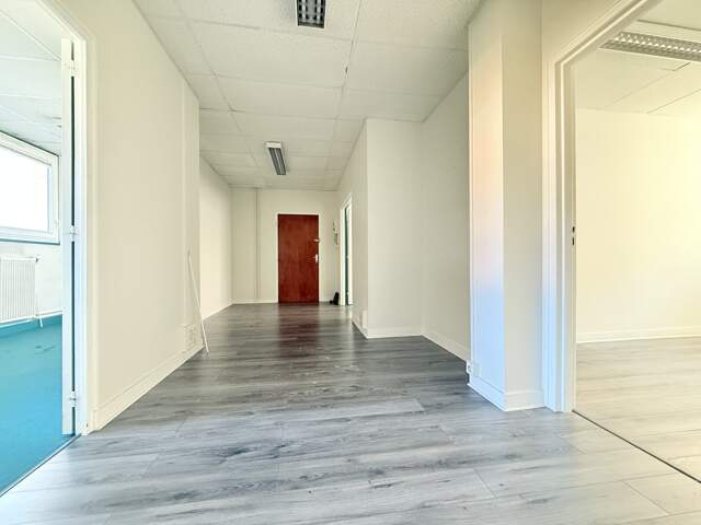 Palce RABELAIS - BUREAU, idéal Profession Libérale. 84m² divi — photo du bien