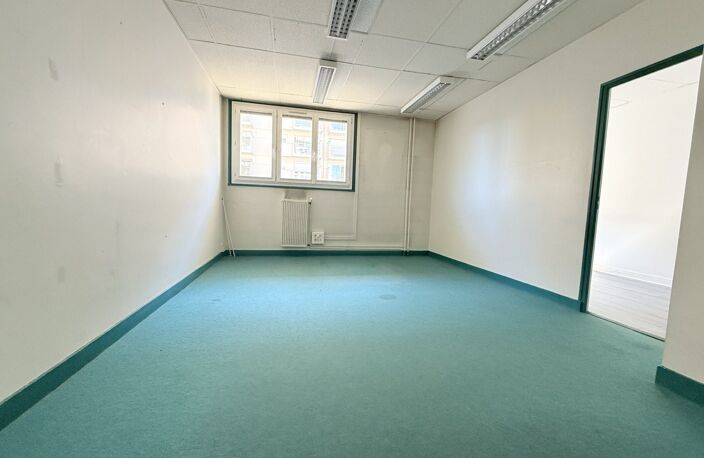 Palce RABELAIS - BUREAU, idéal Profession Libérale. 84m² divi — photo 3