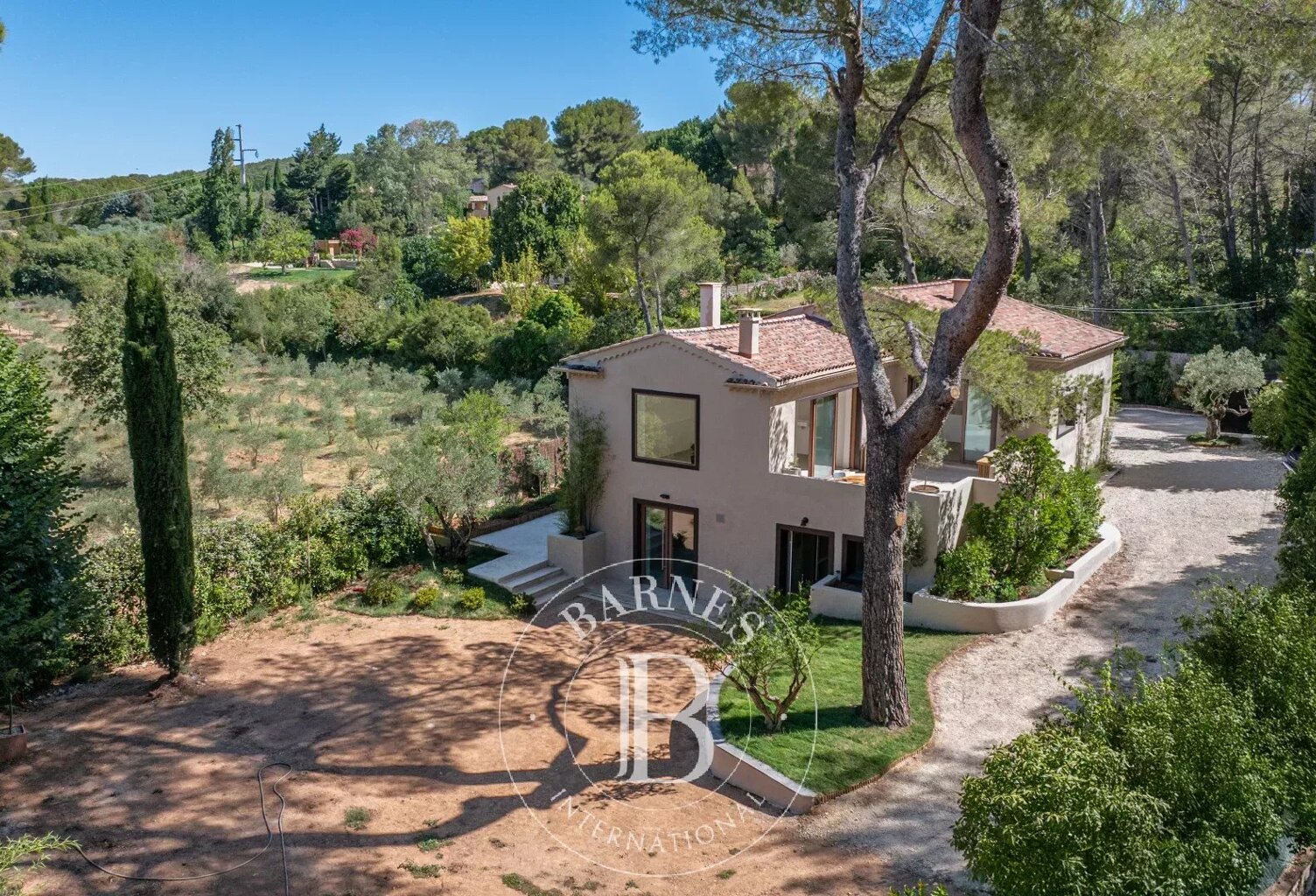 AIX EN PROVENCE - QUARTIER PINCHINATS - MAISON DE CHARME 160M2- — photo 1