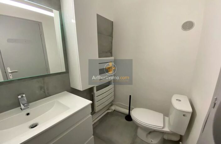 LUBERON - APT - APPARTEMENT T2 MEUBLE — photo 4