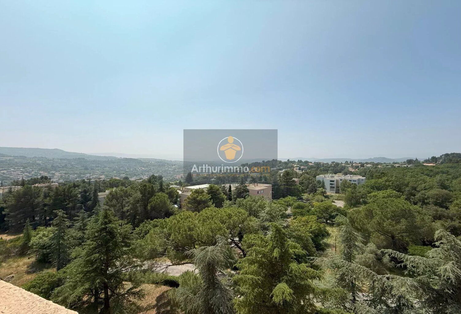 Luberon - APT - Appartement T3 de 63m² — photo 1