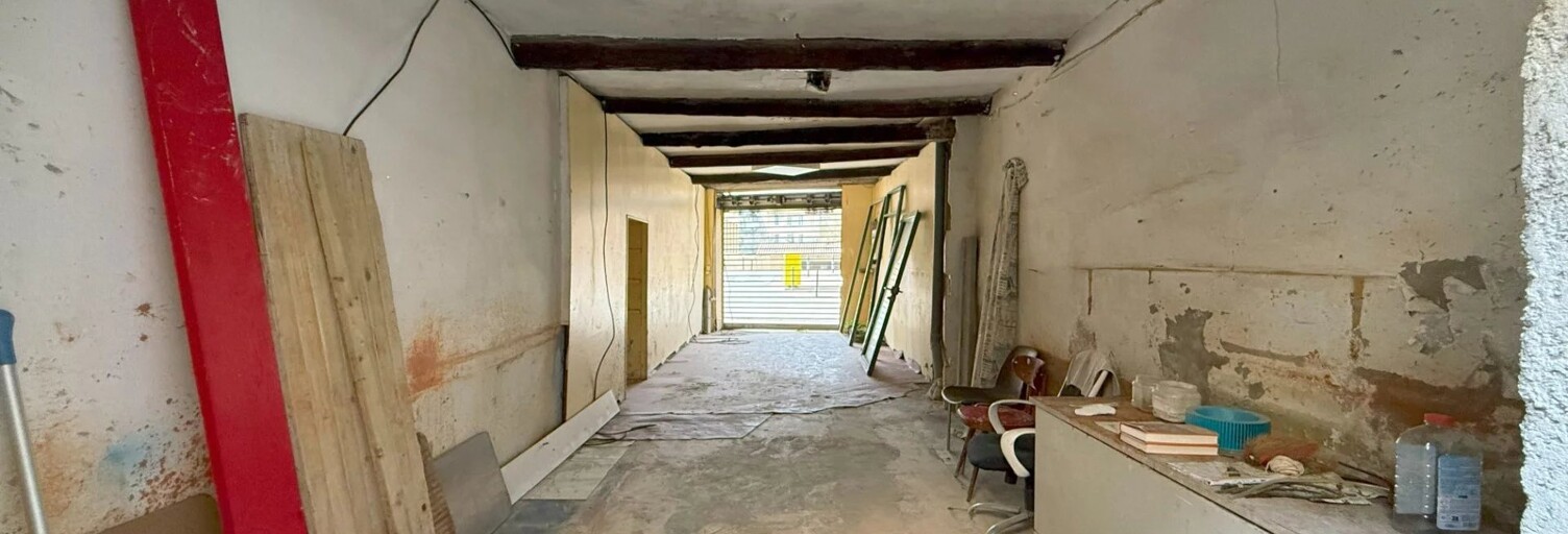 Immeuble  350 m² à vendre à Apt (84400)