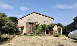 Maison 5 Pièces 148 m² à vendre à Ruffec (16700)