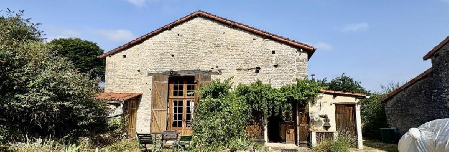 Maison 5 Pièces 148 m² à vendre à Ruffec (16700)