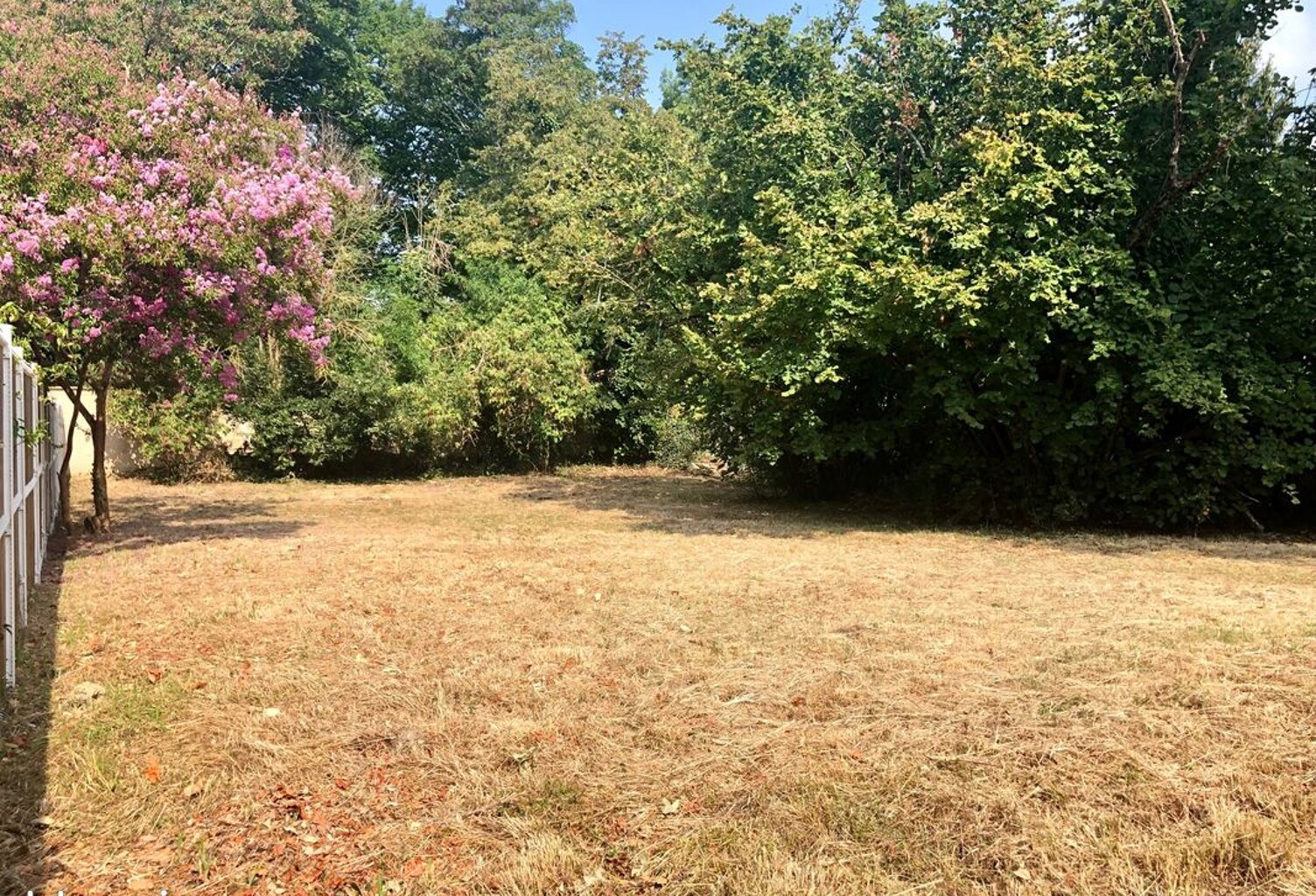 Blanquefort (33), terrain à bâtir 597 m², plein centre-ville — photo 1