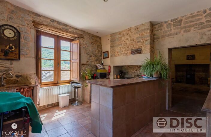 Belle demeure de caractère avec jardin de 1500 m². — photo 5
