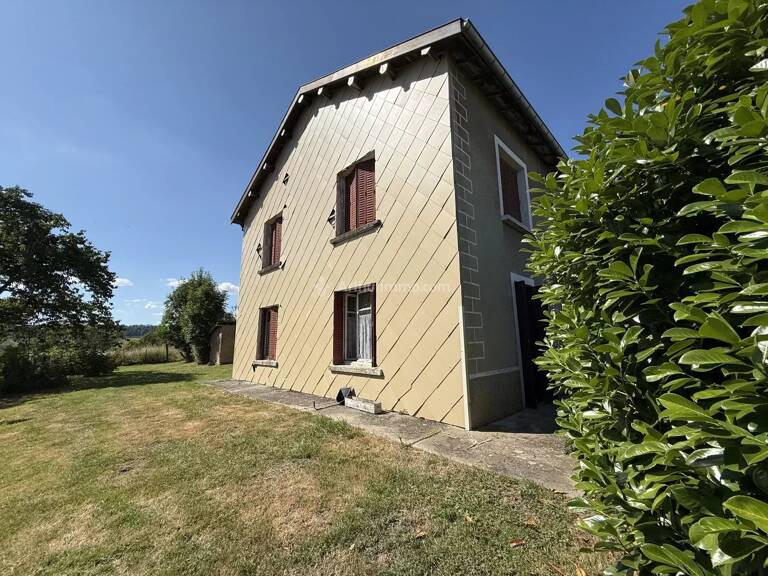 corps de ferme avec boxes à chevaux — photo 1