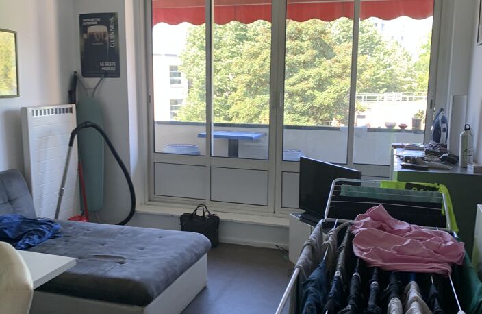 Appartement 3 pièces / 2chambres, un salon, un balcon/ lumineux — photo 4