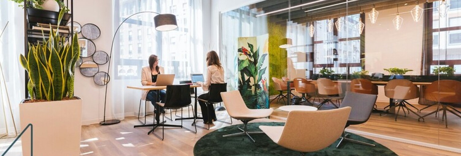 Bureau  395 m² à louer à Vannes (56000)