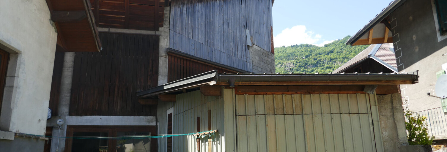 Maison 2 Pièces 600 m² à vendre à Val de Chaise (74210)