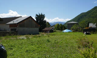 Terrain  594 m² à vendre à Val de Chaise (74210)