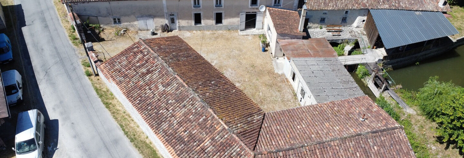 Maison 6 Pièces 206 m² à vendre à Cierzac (17520)