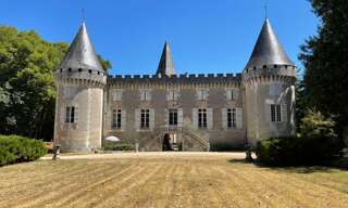 Maison 43 Pièces 870 m² à vendre à Champagnac-de-Belair (24530)