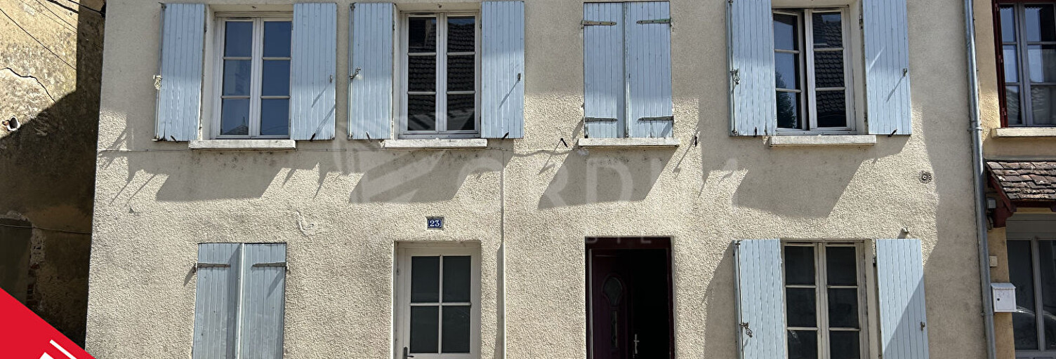 Immeuble  172 m² à vendre à Toucy (89130)