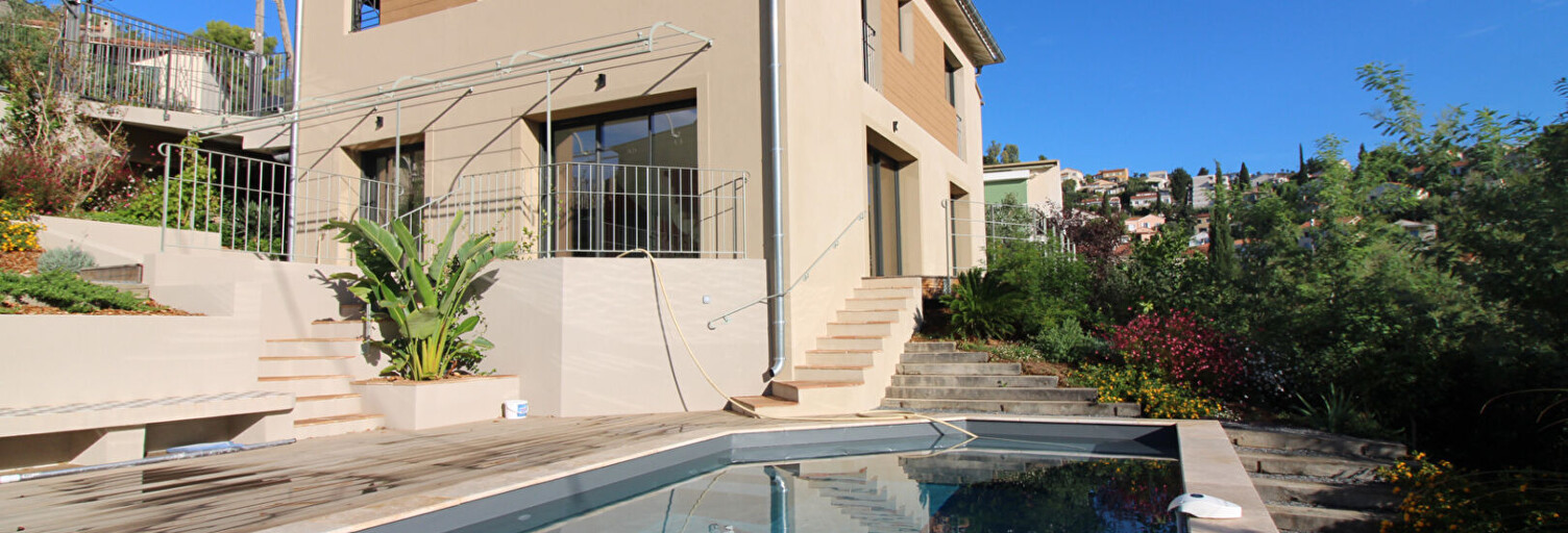 Maison 5 Pièces 135 m² à vendre à Hyères (83400)