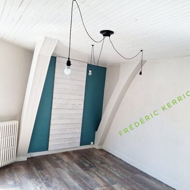 Appartement 4 pièces 254000 €