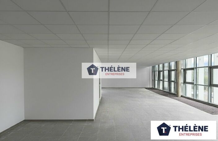 BUREAUX à LOUER — photo 3