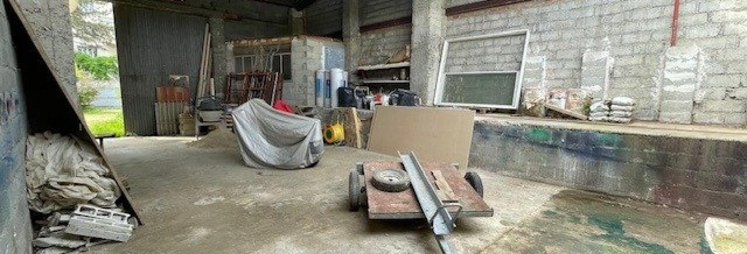 Immeuble  110 m² à vendre à Céreste-en-Luberon (04280)