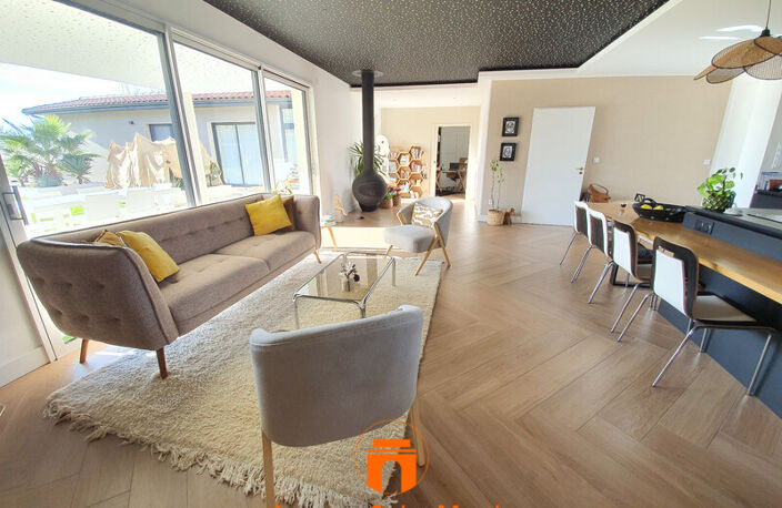 F4 — photo 4
