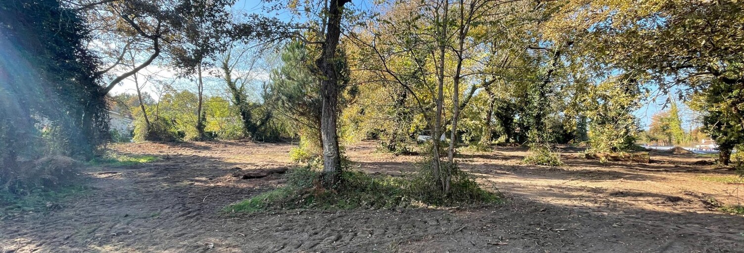 Terrain  820 m² à vendre à Saint-Pierre-du-Mont (40280)