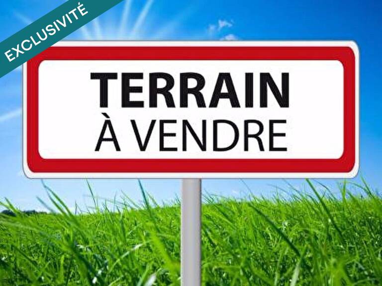 Terrain constructible à vendre — photo 1