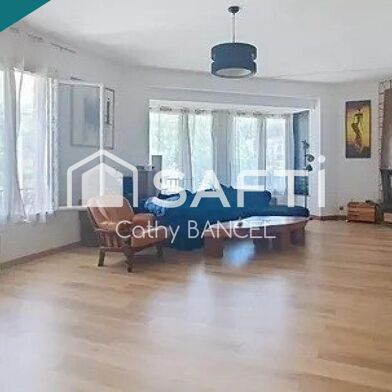 Appartement 7 pièces 310000 €