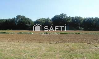 Terrain  1557 m² à vendre à Trizay (17250)