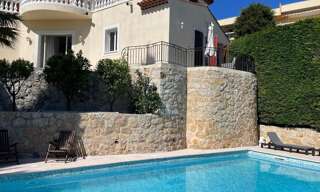 Maison 6 Pièces 232 m² à vendre à Villeneuve-Loubet (06270)