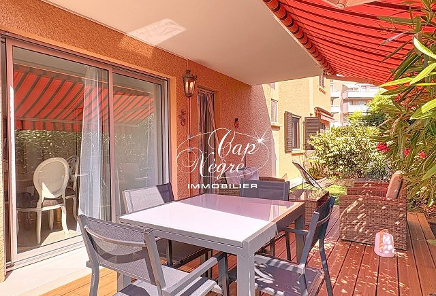 APPARTEMENT T2 REZ DE JARDIN PROCHE MER À VENDRE À CAVALAIRE SUR — photo 1