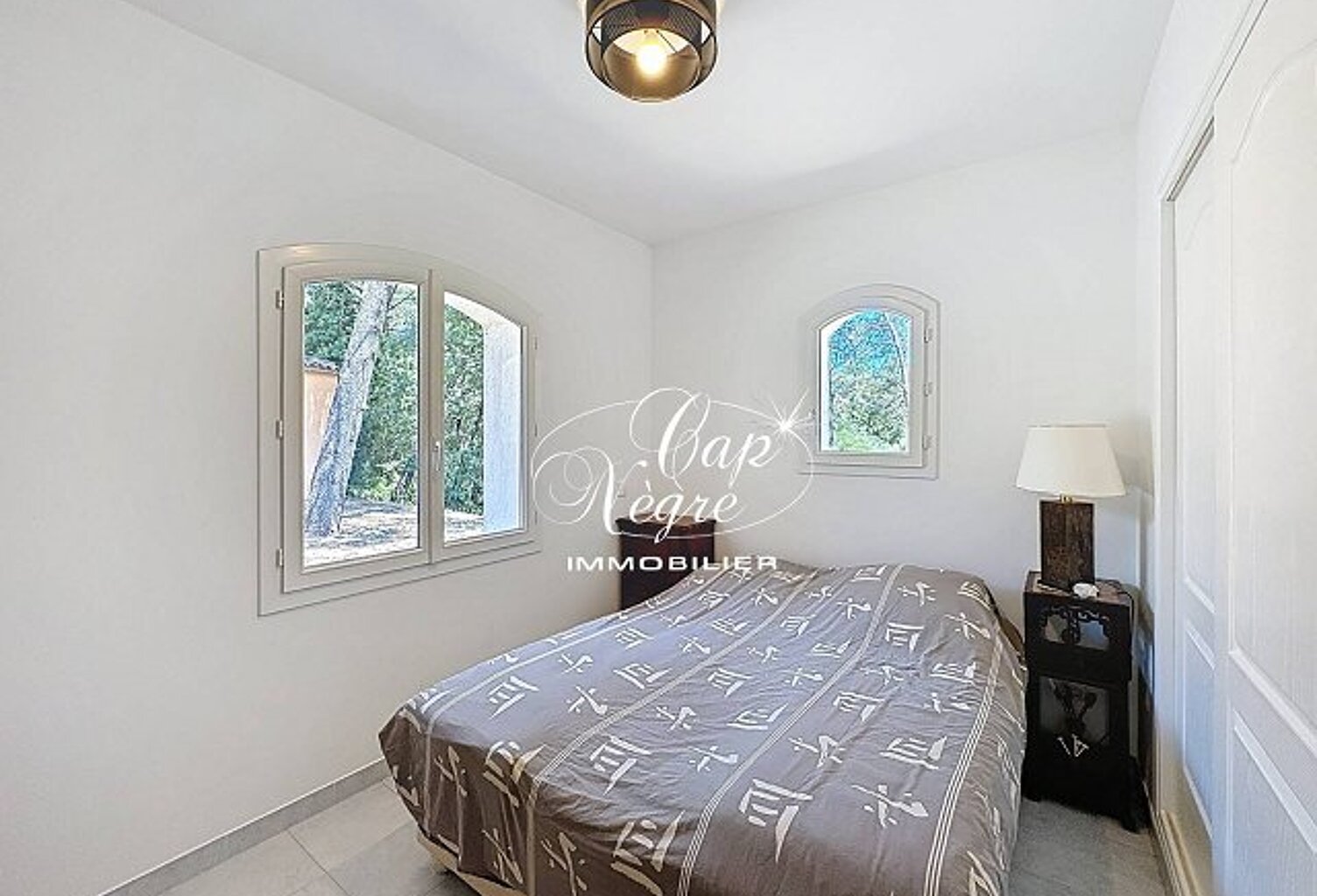 VILLA PROVENÇALE DE 240M² AU COEUR DE LA NATURE À VENDRE AU CANN — photo 1